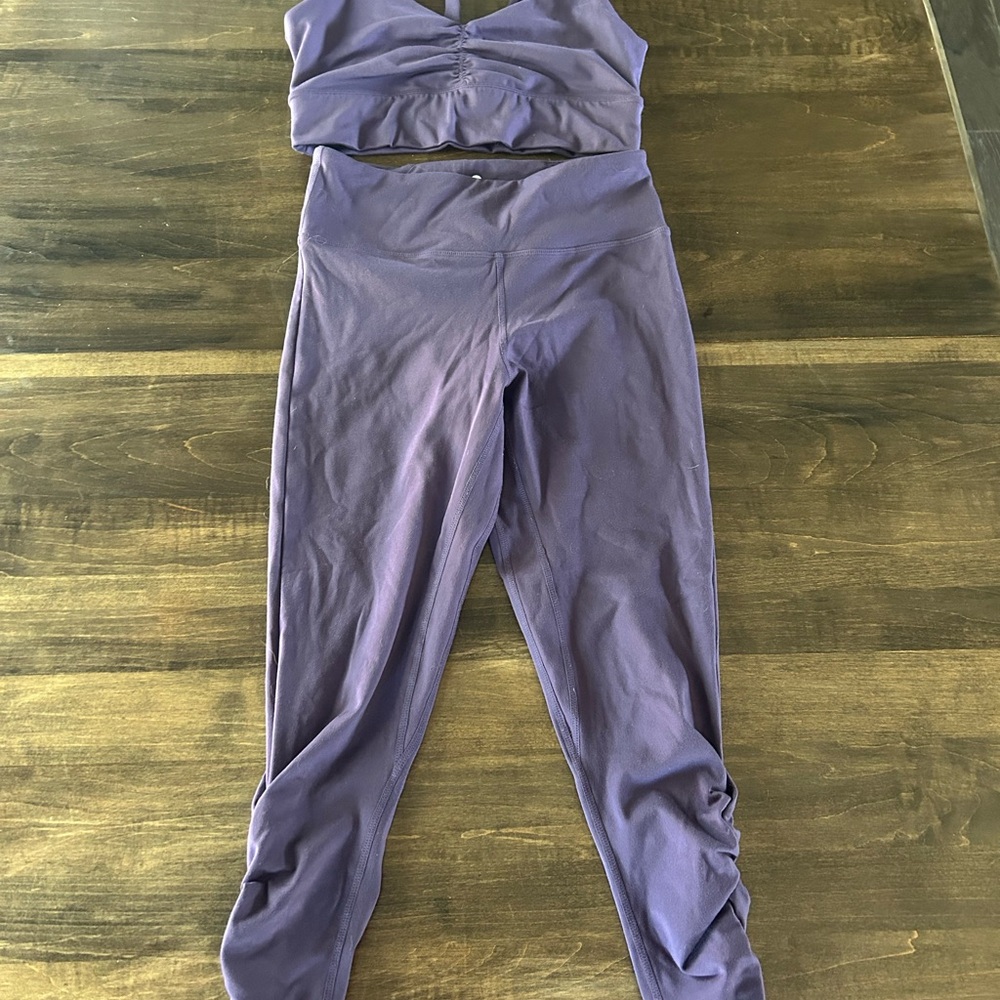 Senita Athletics Annie Eggplant Set- Bra & Leggings